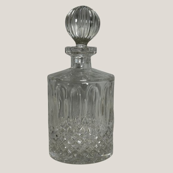 Elegant Vintage Crystal Whiskey Decanter w/ Stopper - Liquor Barware Decor - Picture 4 of 9